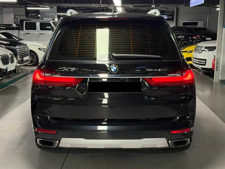 BMW X7 — photo 04