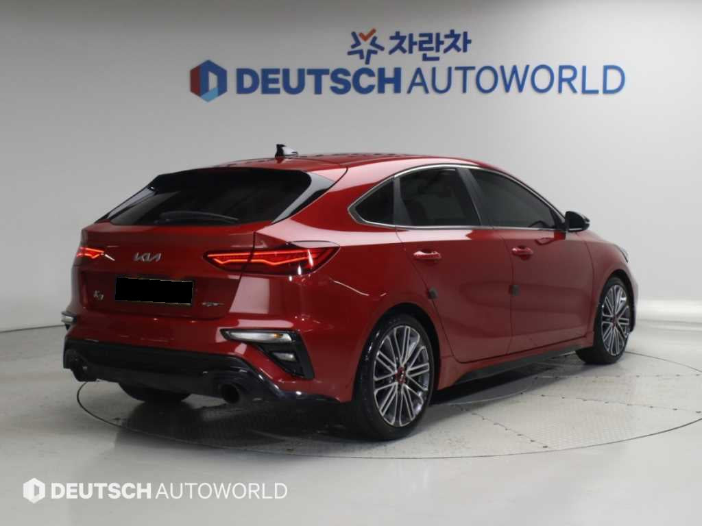 Kia K3 — photo 02