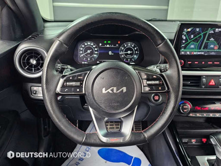 Kia K3 — photo 13