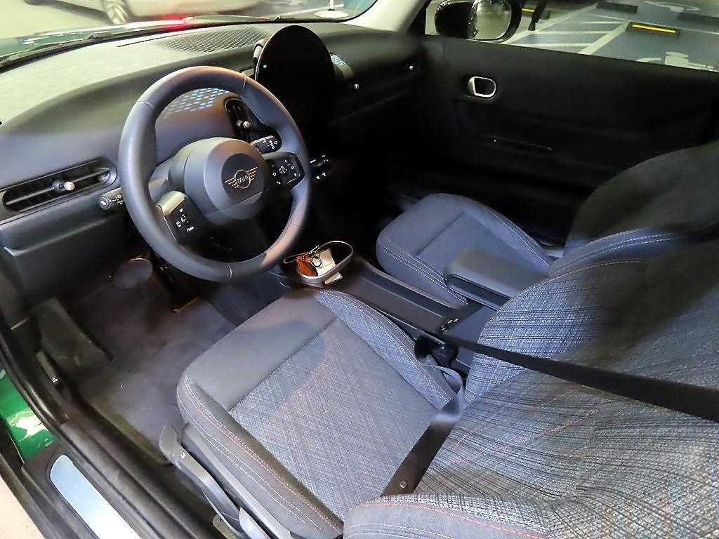 Mini Cooper — photo 10