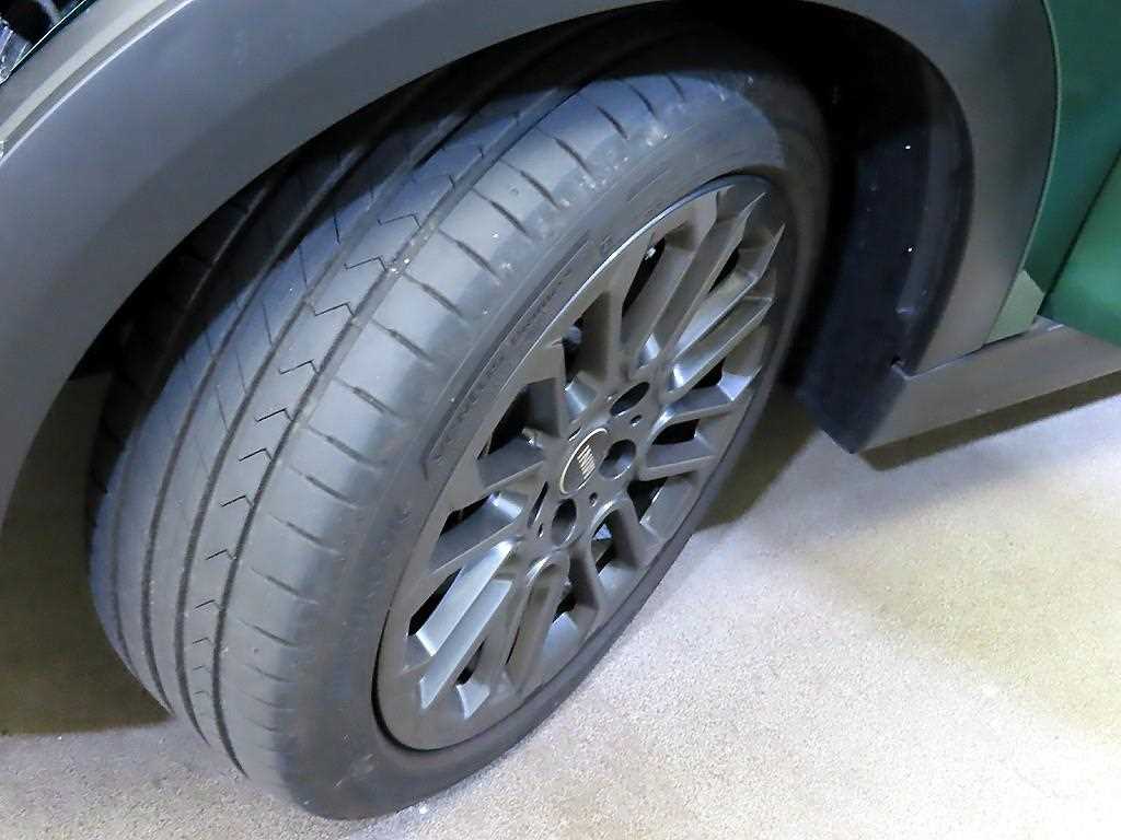 Mini Cooper — photo 20