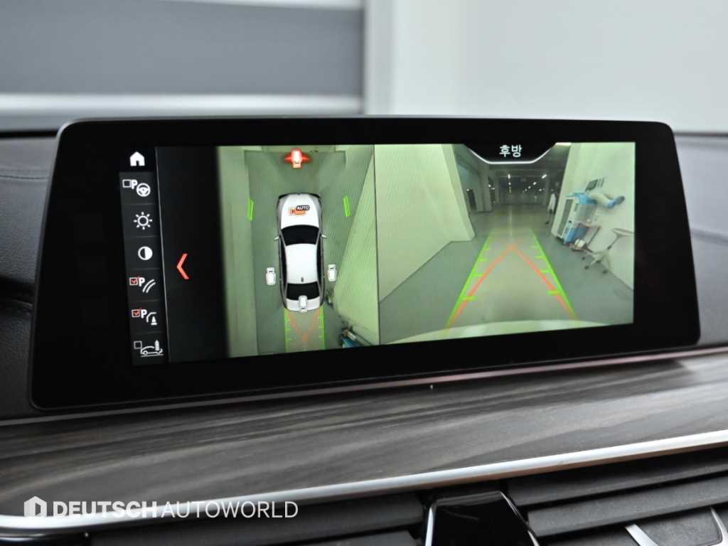 BMW 5-Series — photo 15