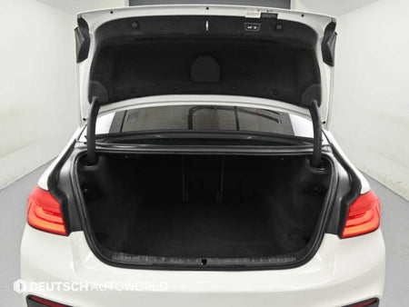 BMW 5-Series — photo 19