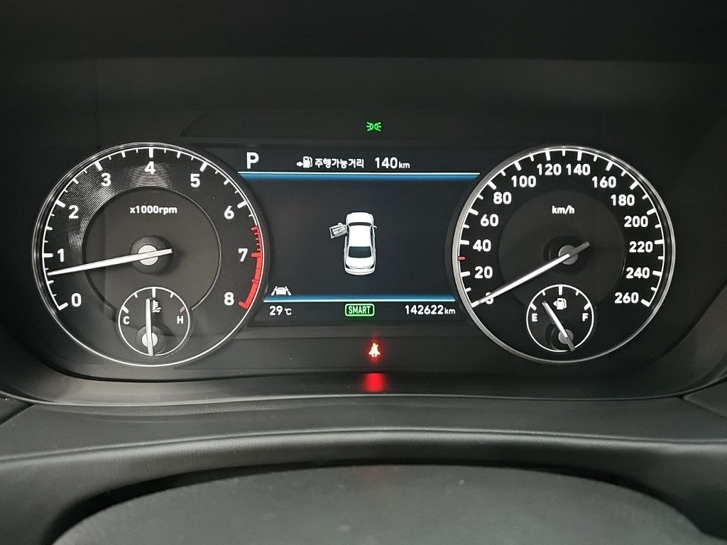 Genesis EQ900 — photo 06