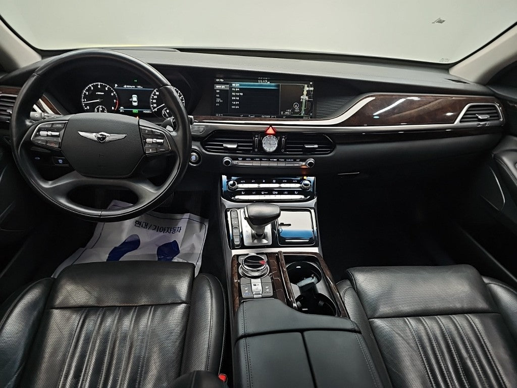 Genesis EQ900 — photo 07