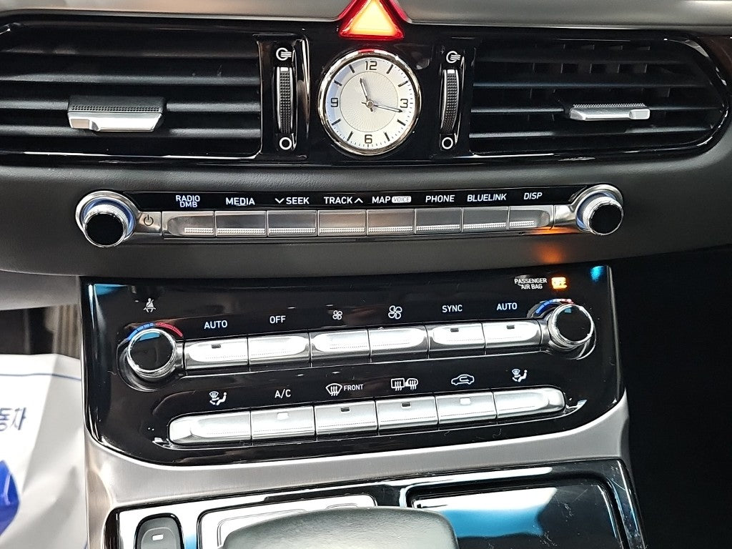 Genesis EQ900 — photo 10