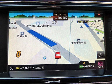 Jaguar XJ — photo 13