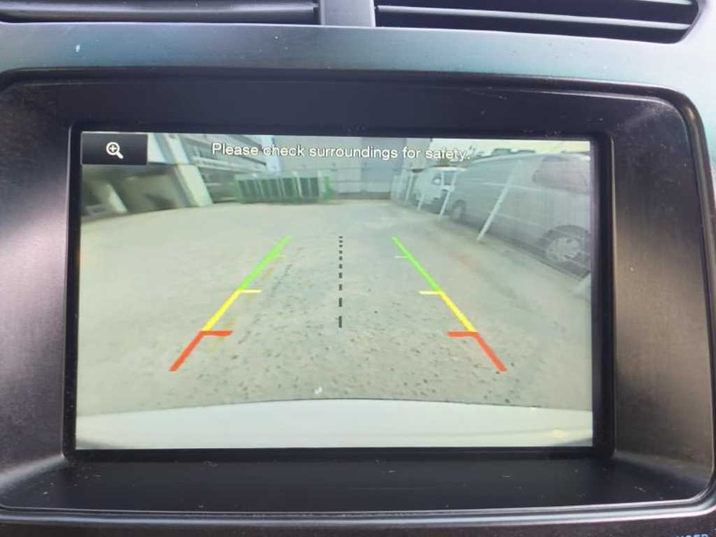 Ford Explorer — photo 13