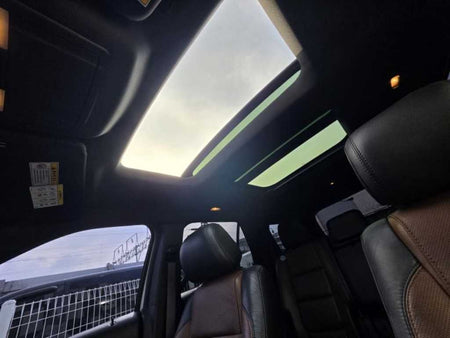 Ford Explorer — photo 17
