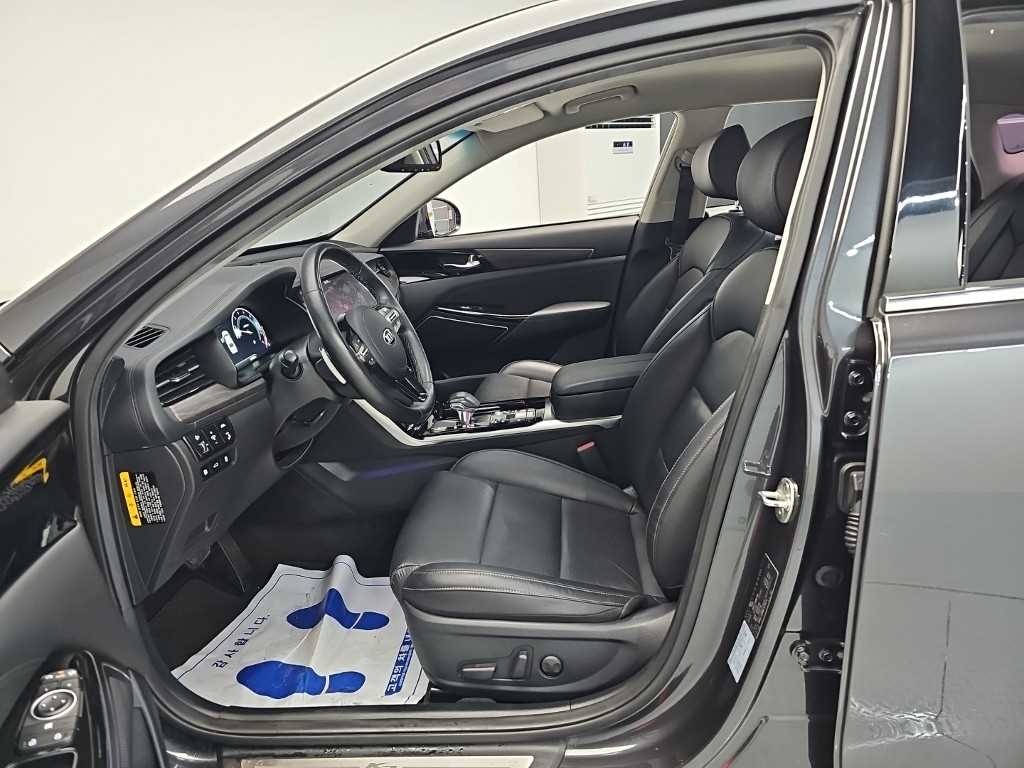Kia K7 — photo 11