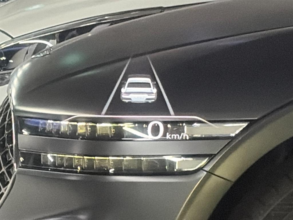 Genesis G80 — photo 09
