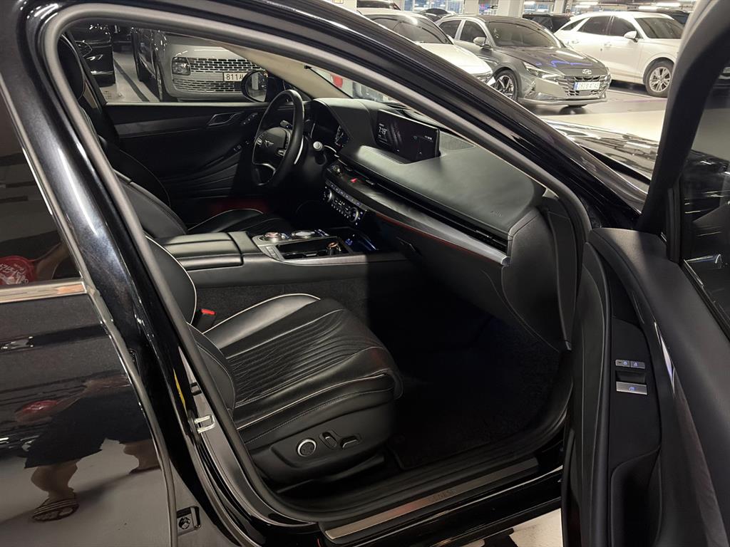 Genesis G80 — photo 14