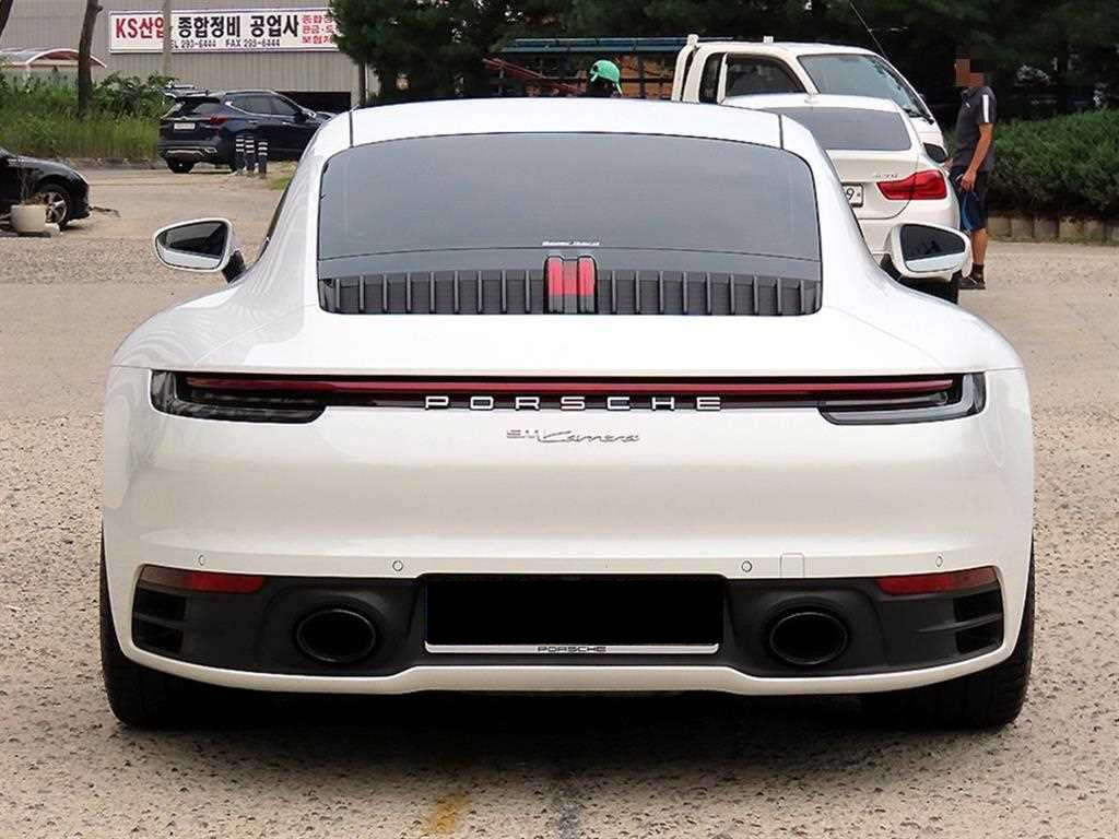 Porsche 911 — photo 04