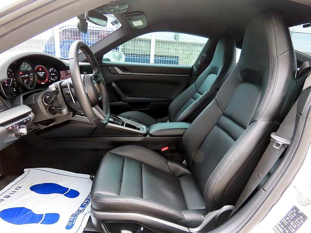 Porsche 911 — photo 05