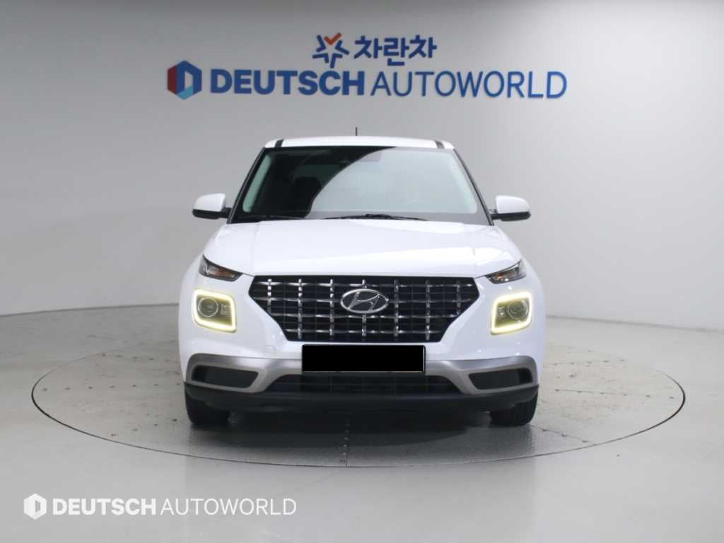 Hyundai Venue — photo 03