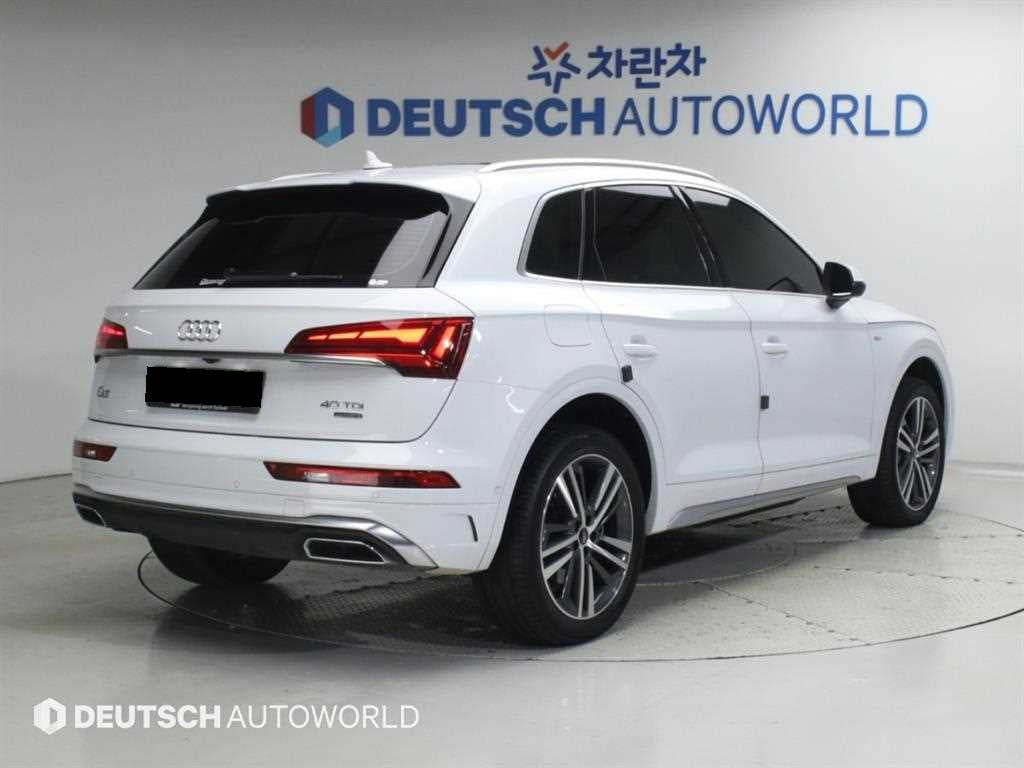 Audi Q5 — photo 02