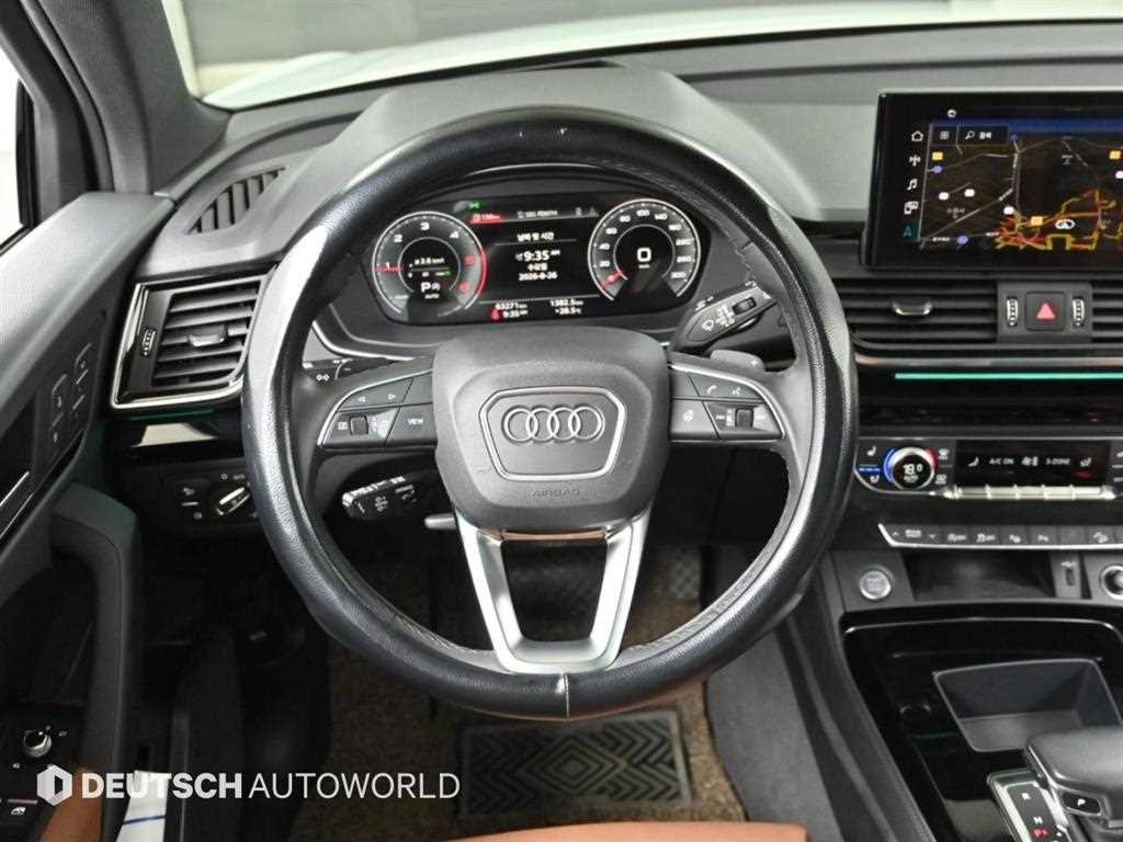 Audi Q5 — photo 13