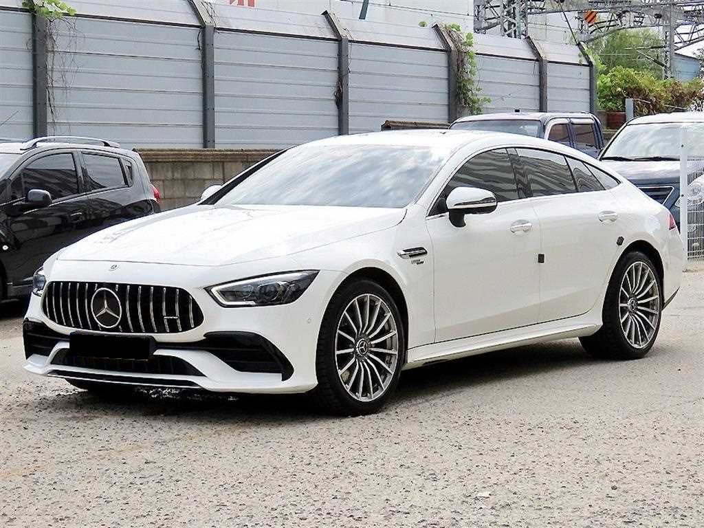 Mercedes-Benz AMG GT — photo 02