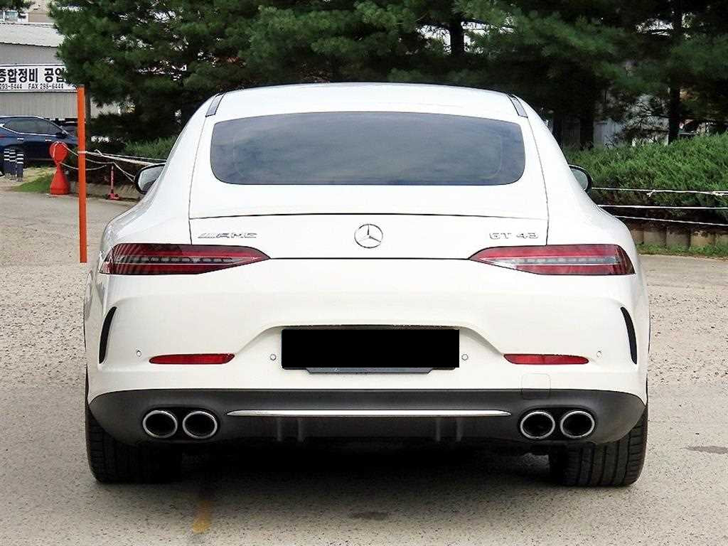 Mercedes-Benz AMG GT — photo 04
