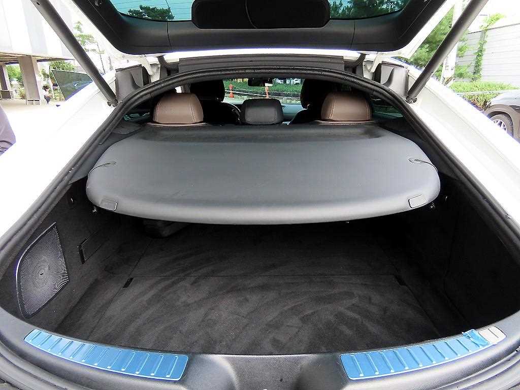 Mercedes-Benz AMG GT — photo 16