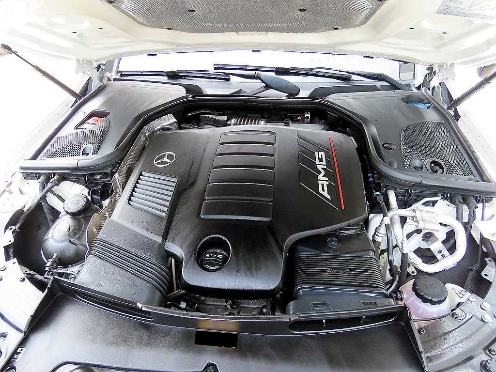 Mercedes-Benz AMG GT — photo 19