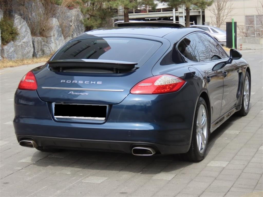 Porsche Panamera — photo 03