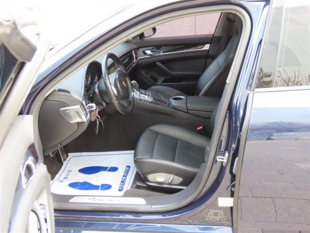 Porsche Panamera — photo 13
