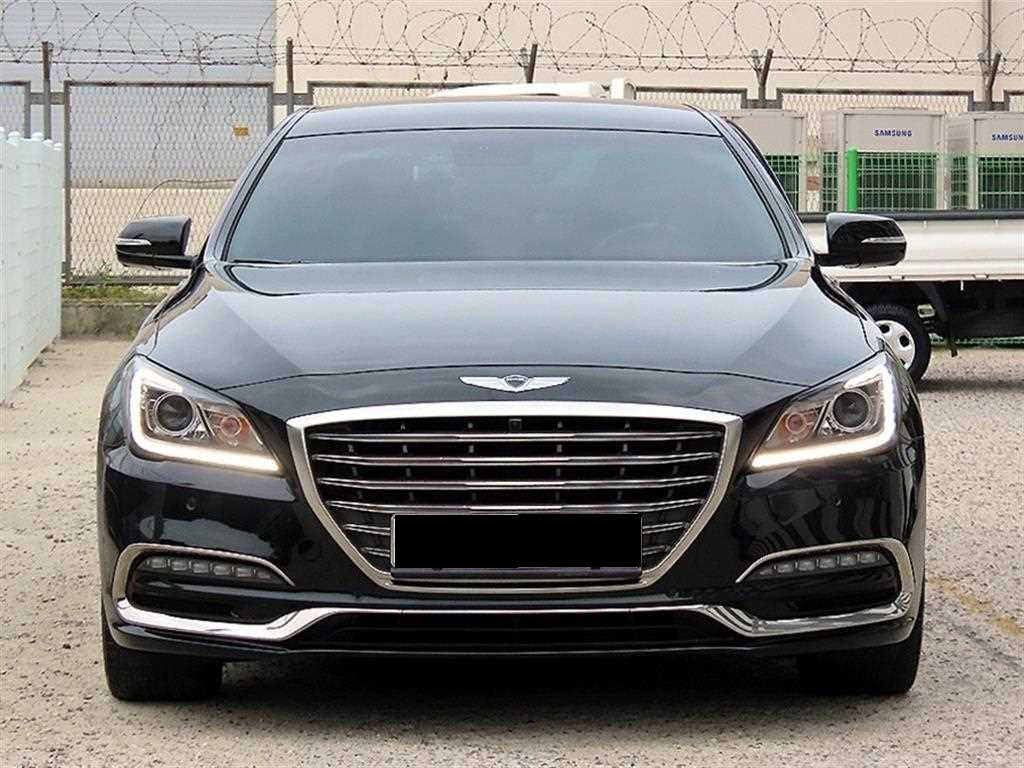 Genesis G80 — photo 01