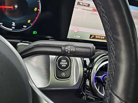 Mercedes-Benz GLB-Class — photo 10