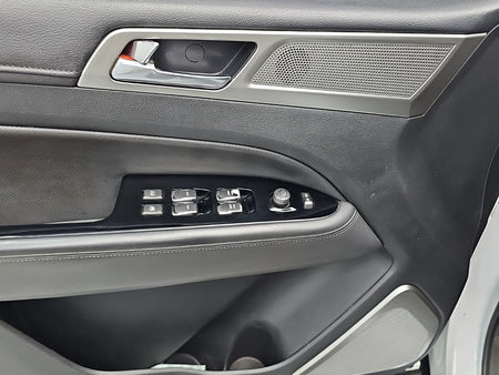 KGM Rexton — photo 16