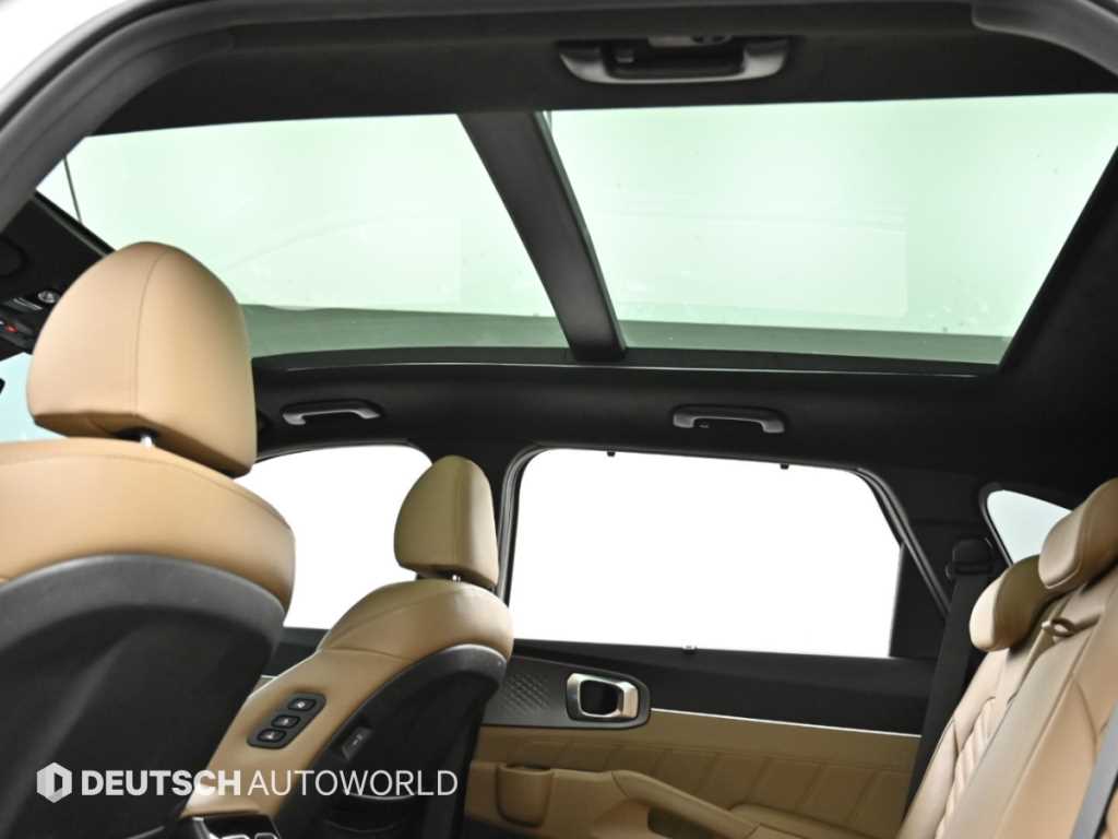 Kia Sorento — photo 17