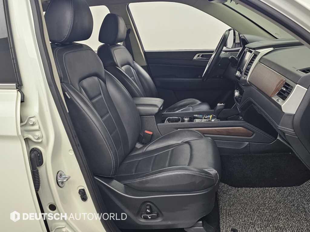 KGM Rexton — photo 10