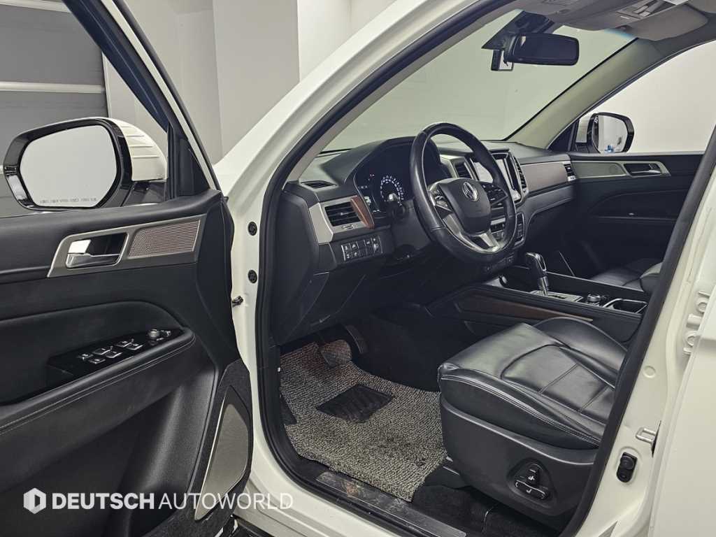 KGM Rexton — photo 11