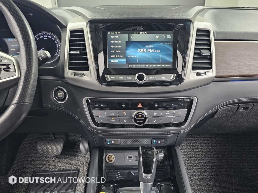 KGM Rexton — photo 14