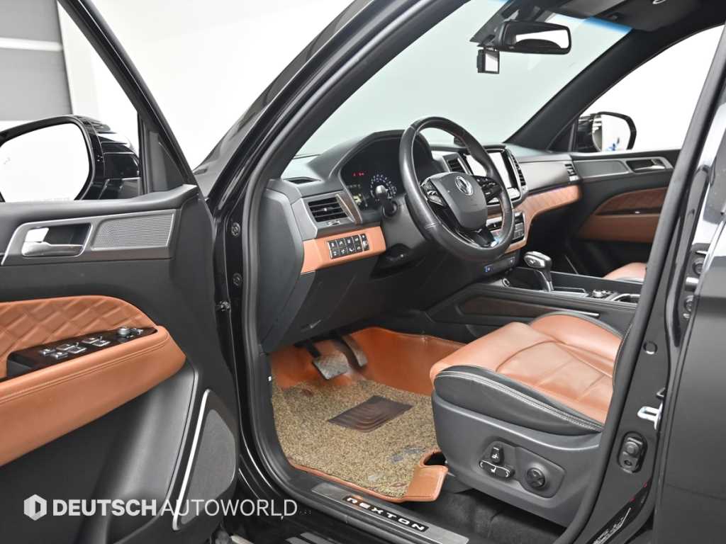 KGM Rexton — photo 11