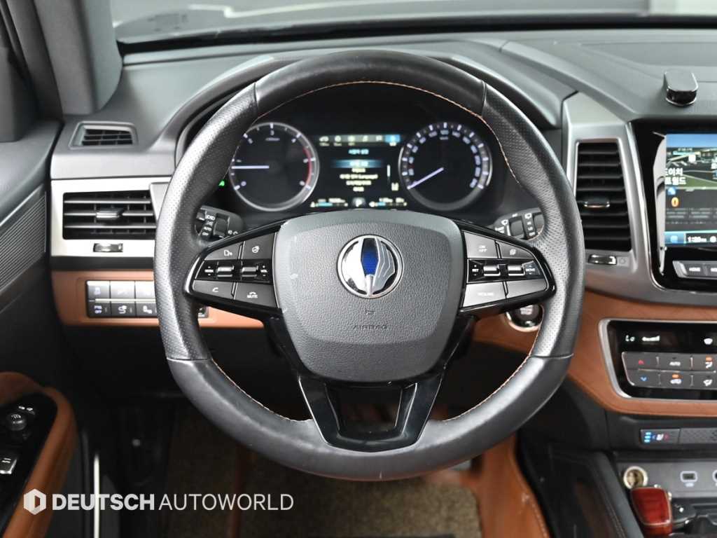 KGM Rexton — photo 13