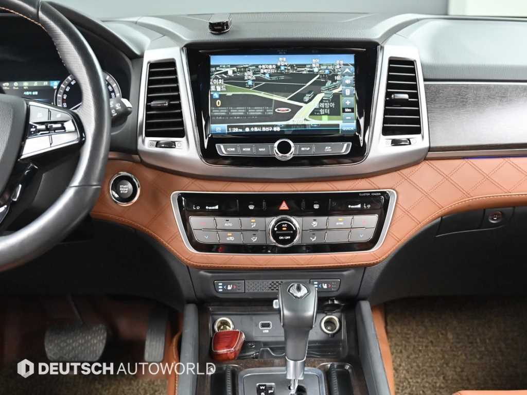 KGM Rexton — photo 14