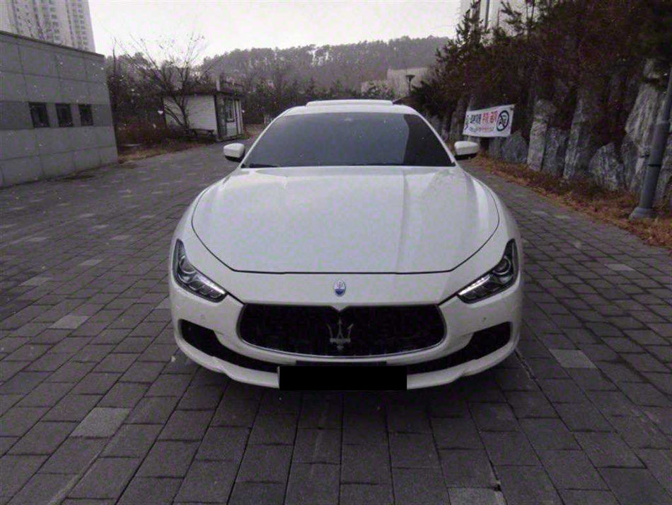 Maserati Ghibli — photo 01