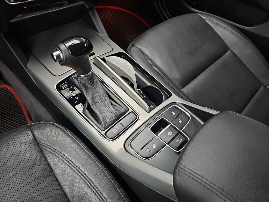 Kia K7 — photo 07