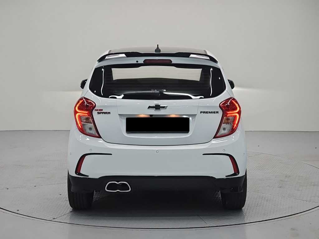 CHEVROLET Spark — photo 03