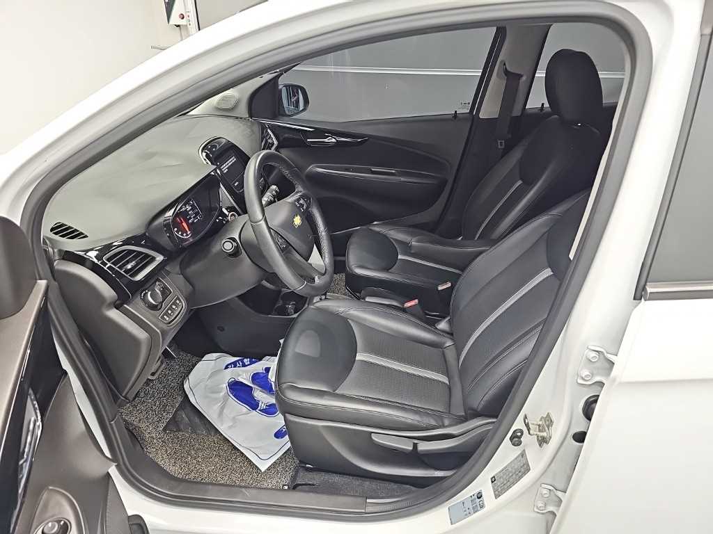 CHEVROLET Spark — photo 11