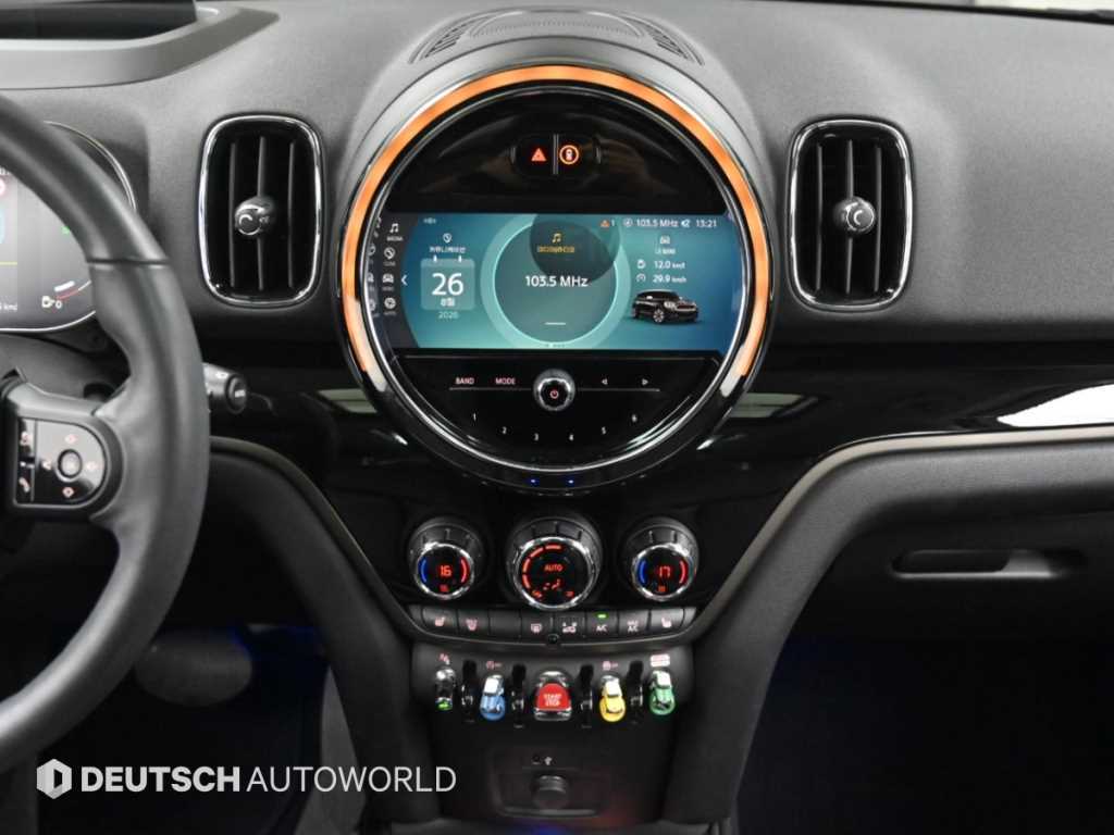 Mini Countryman — photo 16