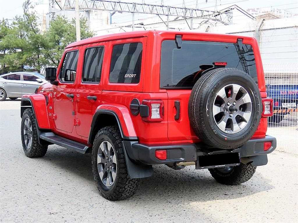 Jeep Wrangler — photo 03