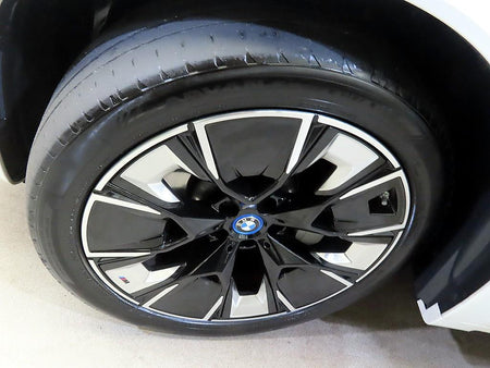 BMW iX3 — photo 20