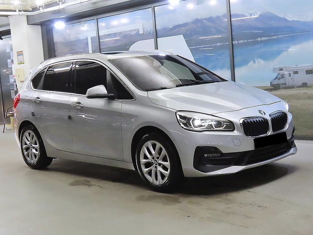 BMW 2-Series — photo 01