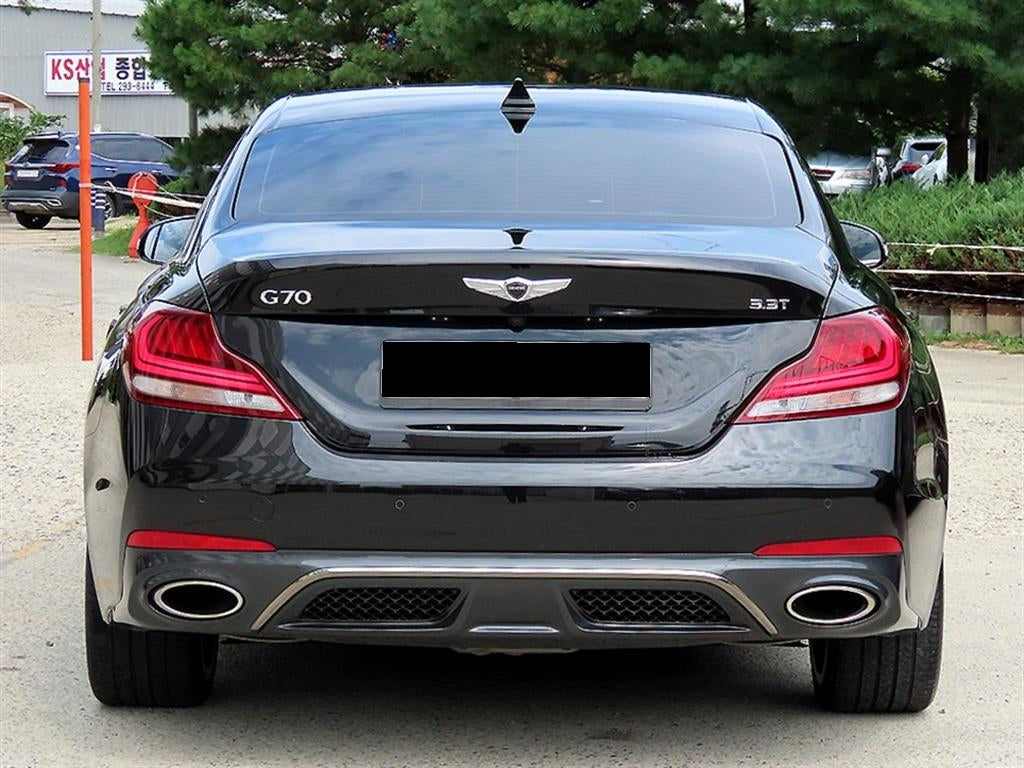 Genesis G70 — photo 04