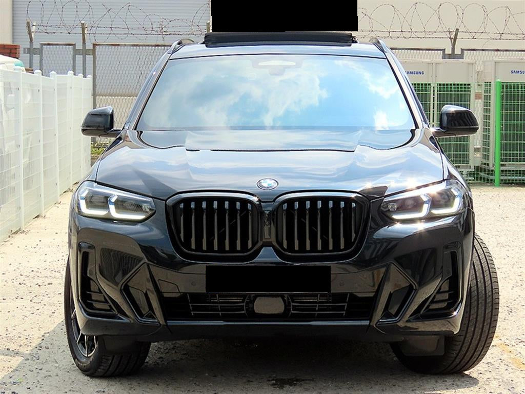 BMW X3 — photo 01