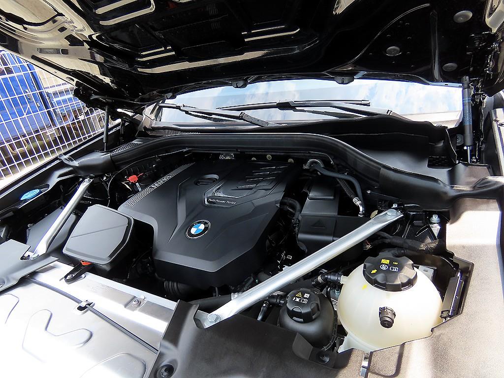 BMW X3 — photo 19