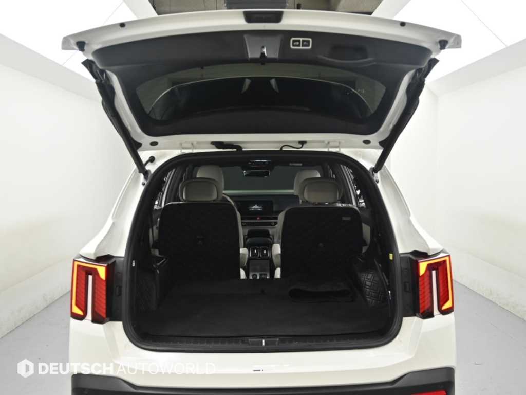 Kia Sorento — photo 19