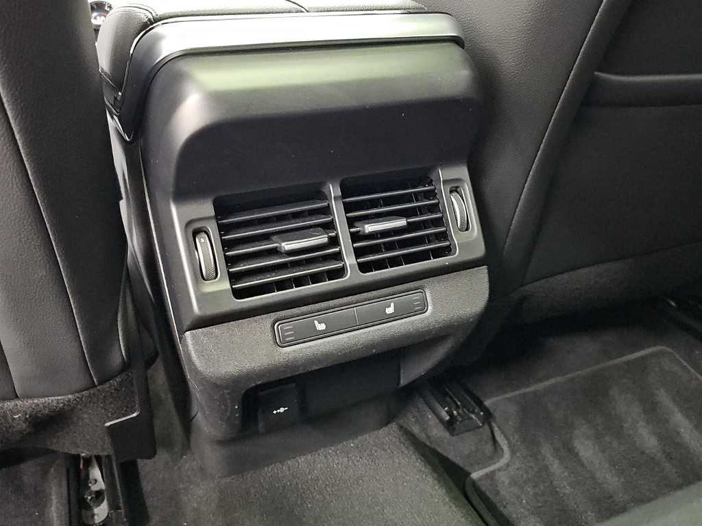 Land Rover Range Rover Evoque — photo 13